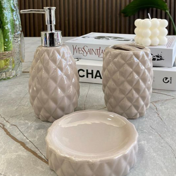 Set me aksesore tualeti qeramike x3