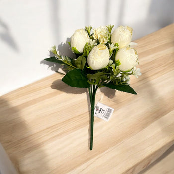 Tufë me lule Peony