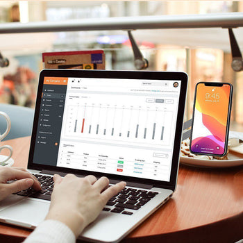 Stand telefoni magnetike e rregullueshme ne anen e laptopit